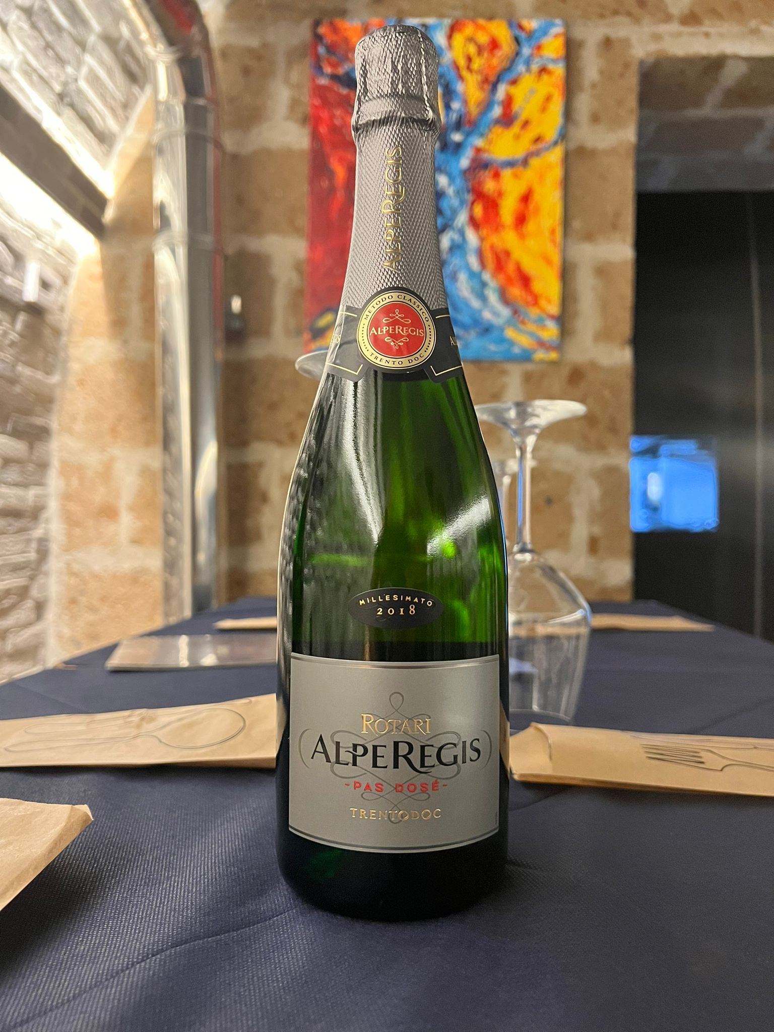 ALPE REGIS ROTARI Vino spumante Pas Dosè Millesimato Trento DOC 2018